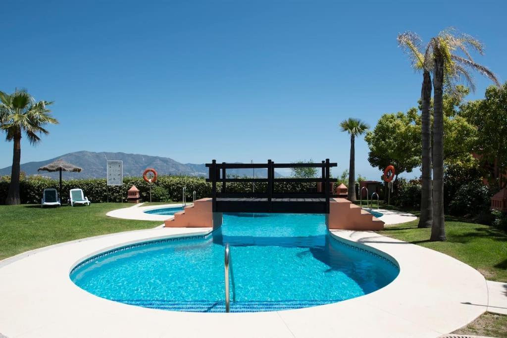 Luxury Apartment With Sea Views, Golf, Gym, Spa, 7 Pools Ojén Dış mekan fotoğraf